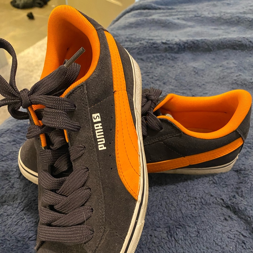 Pumas - Picture 2 of 3